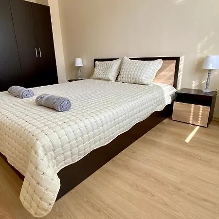 Apart Maritsa Apartamento *